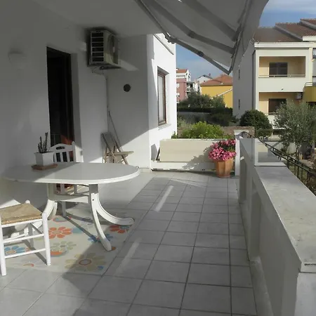 Appartement With A Parking Space - Diklo, - 13399 Zadar